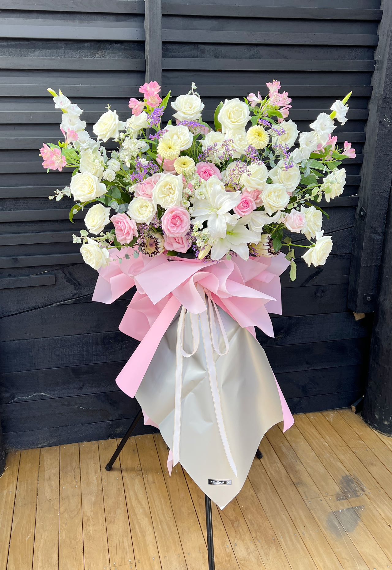 Grand opening pink flower stand - Image 6